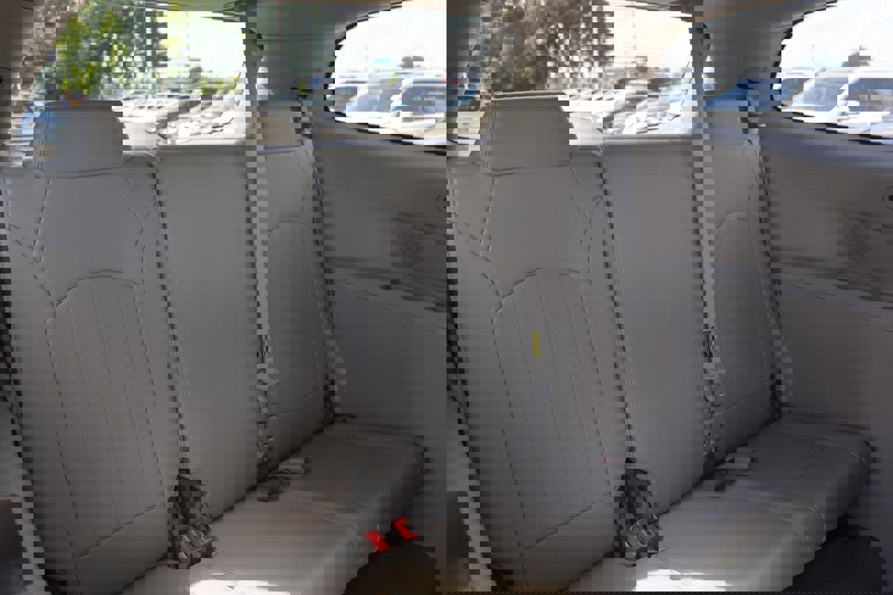 Used 2017 Buick Enclave Premium w/ Experience Buick Package image 19