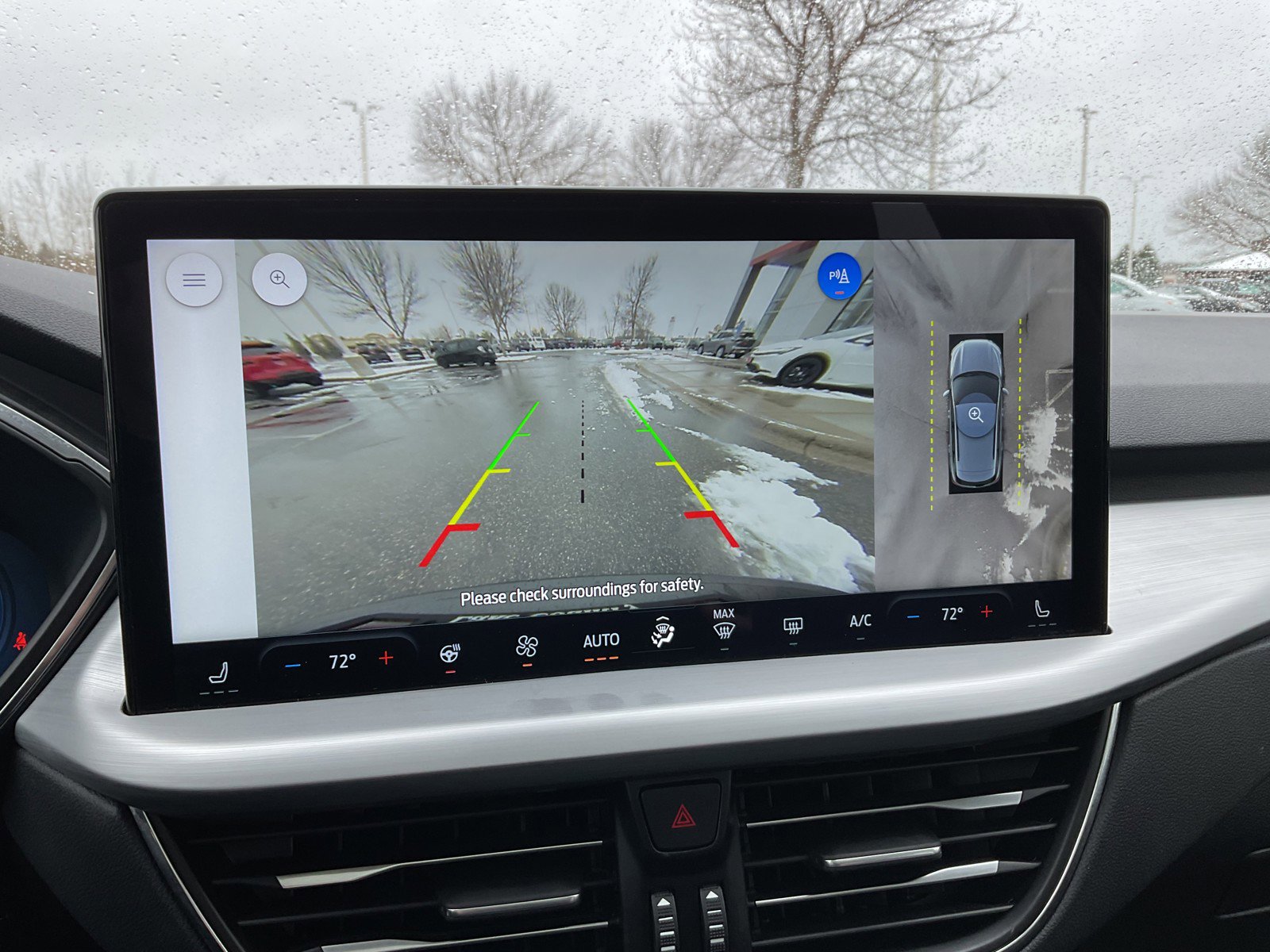 Used 2024 Ford Escape Platinum image 30