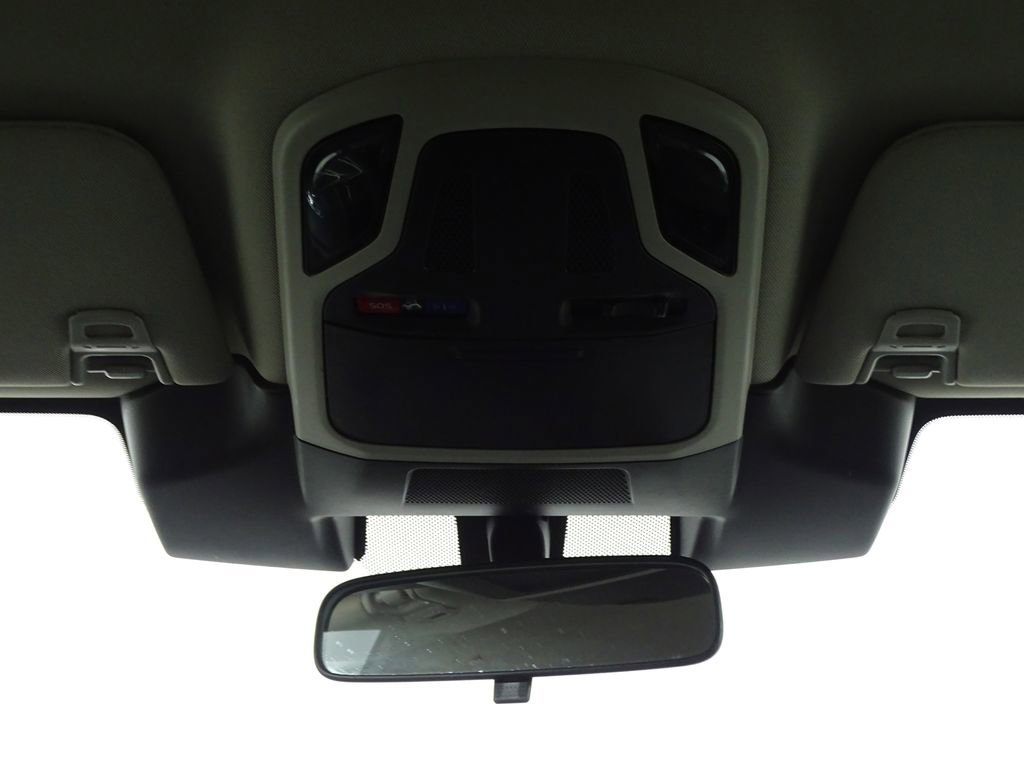 Used 2023 Subaru Outback Premium image 27