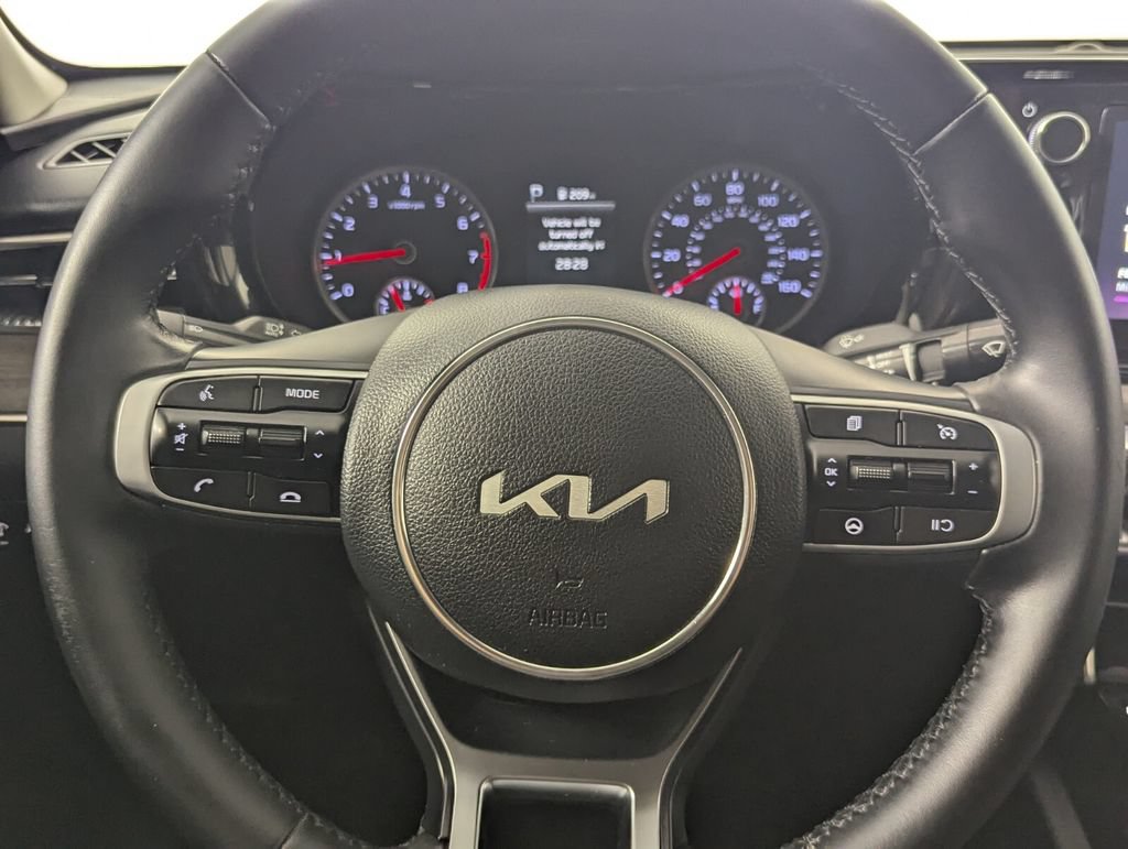 Used 2023 Kia K5 EX FWD image 16