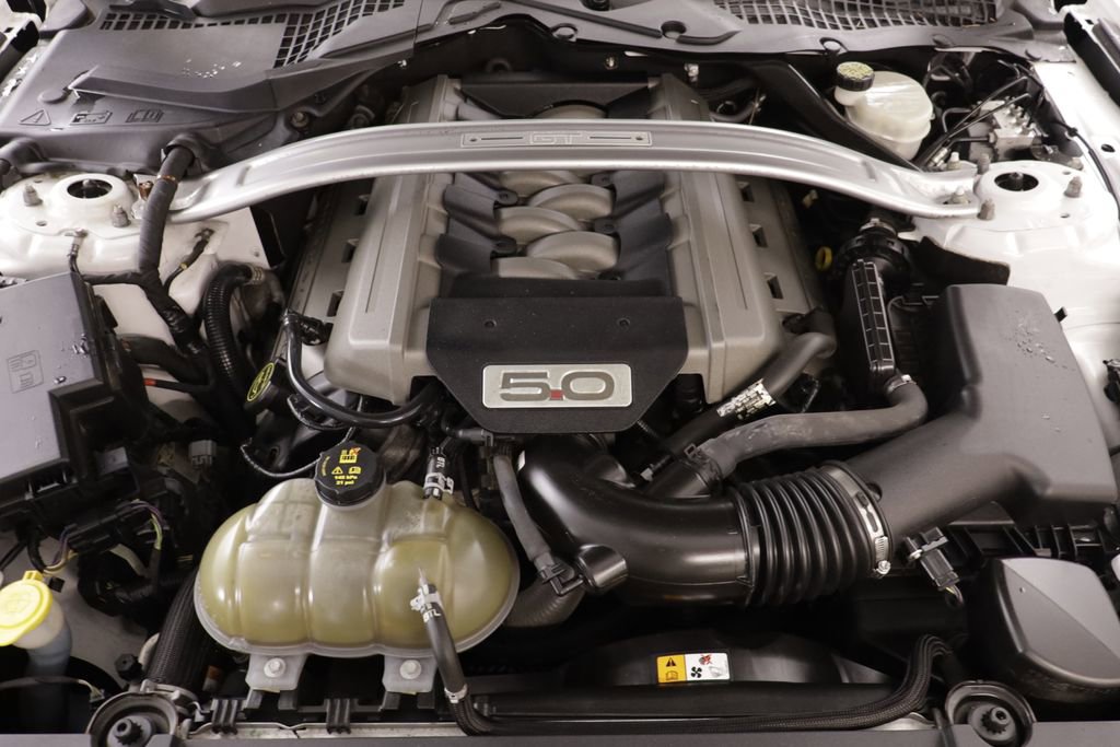 Used 2017 Ford Mustang GT Premium RWD image 21