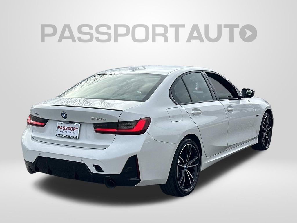 Used 2023 BMW 330e xDrive w/ M Sport Package image 5