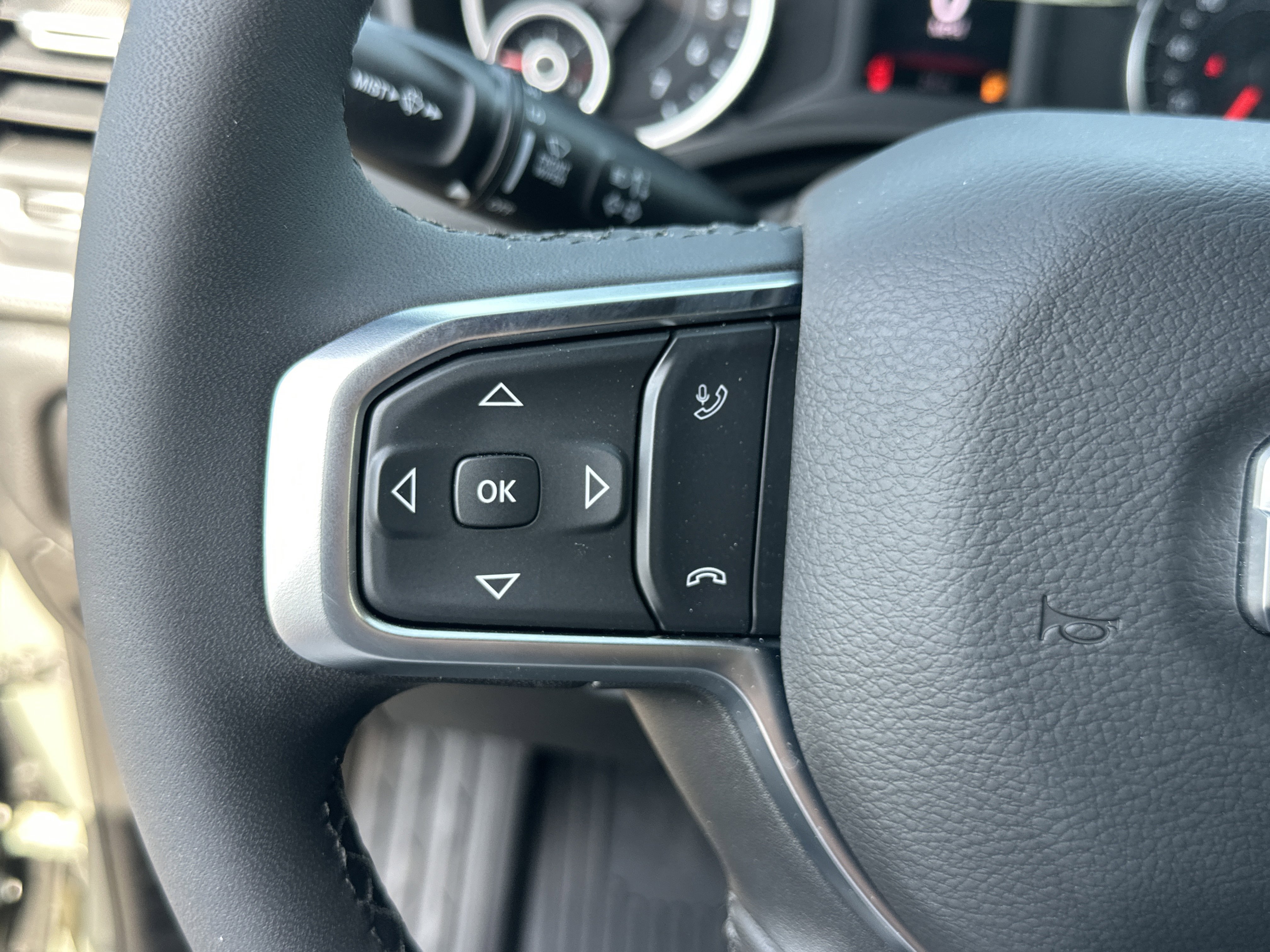 New 2026 RAM 1500 Big Horn AWD/4WD image 9