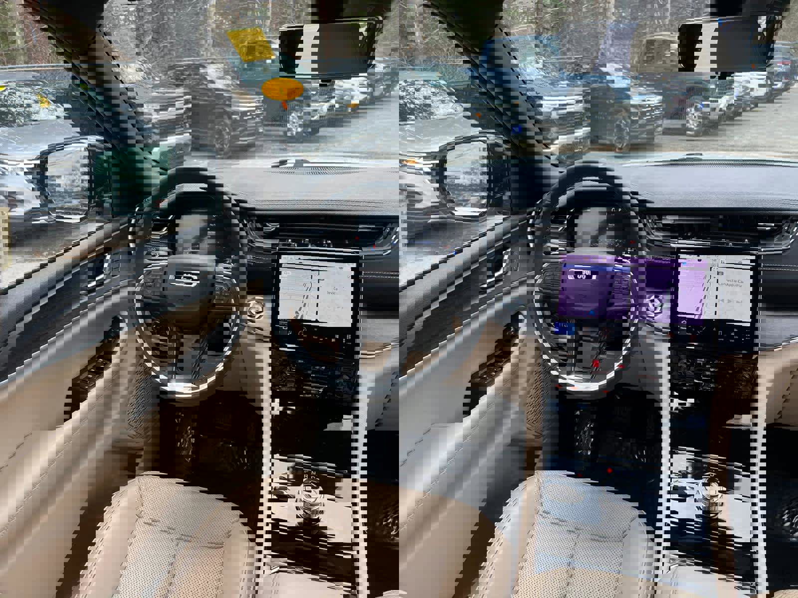 Used 2023 Jeep Grand Cherokee L Limited w/ Luxury Tech Group II image 35