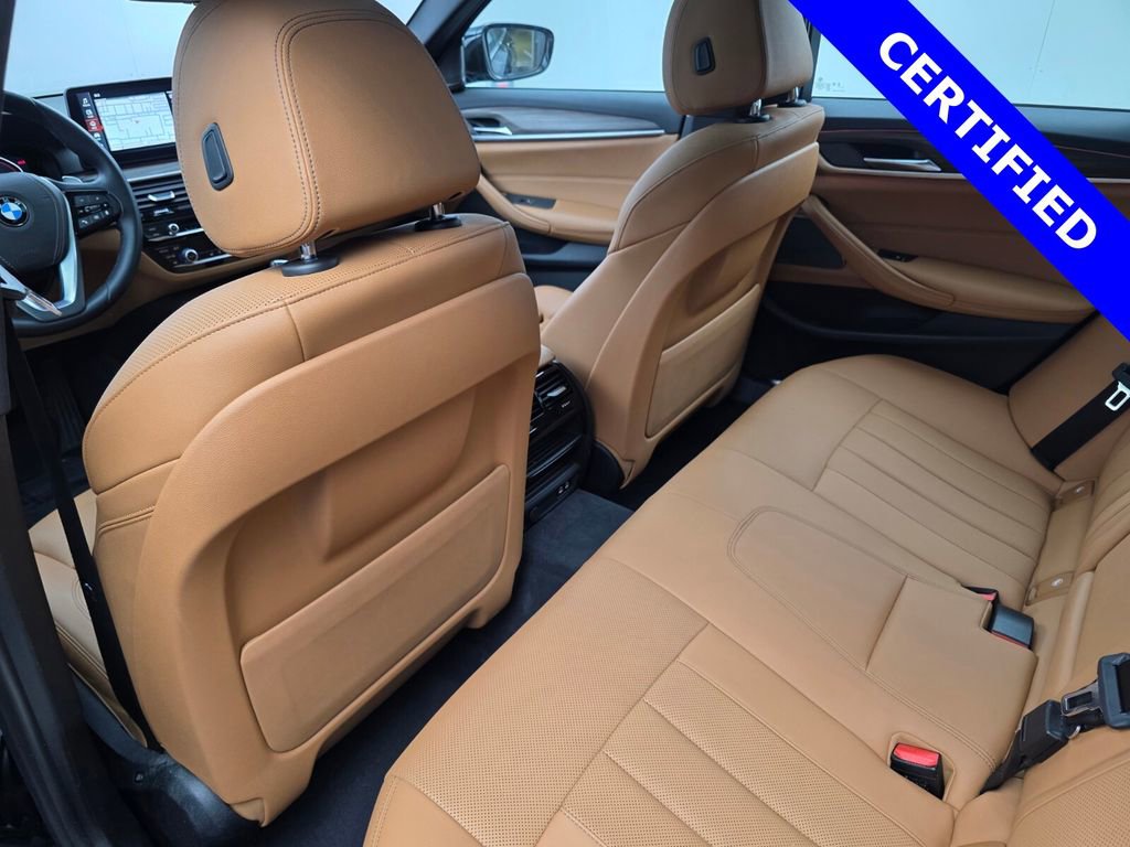 Certified 2023 BMW 530i xDrive w/ Premium Package image 15