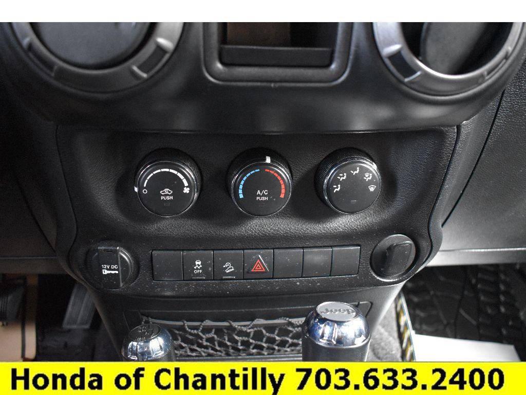 Used 2017 Jeep Wrangler Sport image 16