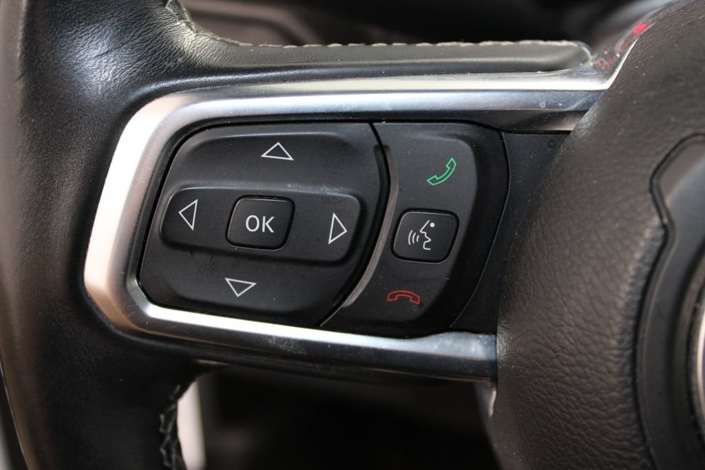 Used 2018 Jeep Wrangler Unlimited Sahara AWD/4WD image 23