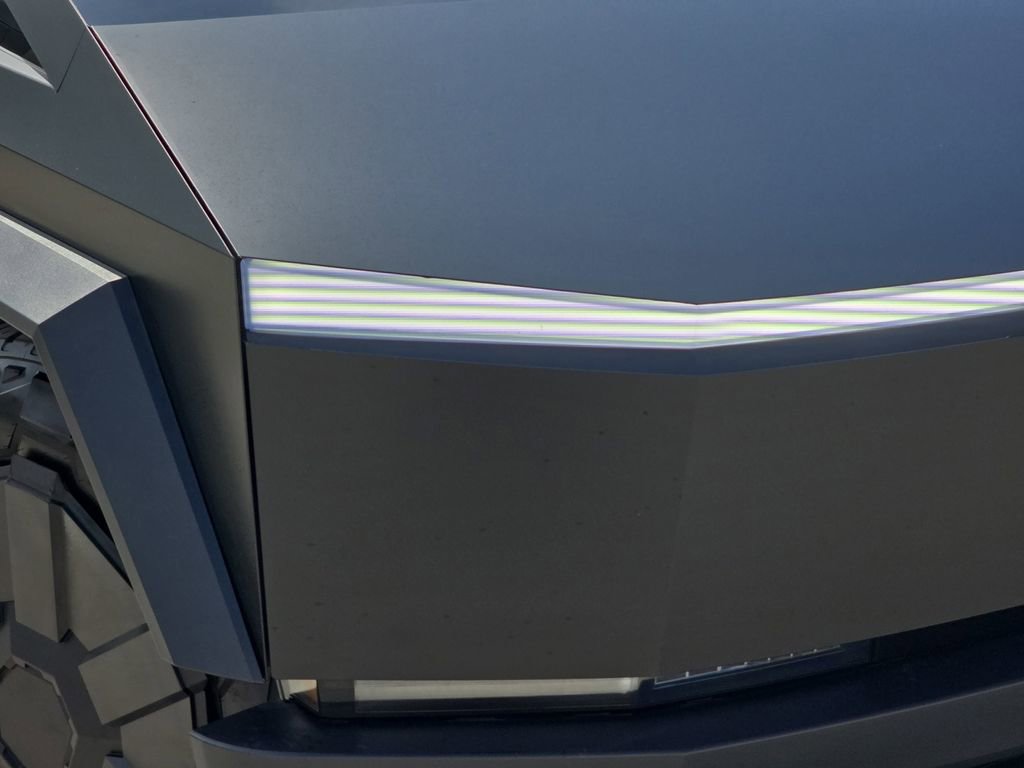 Used 2024 Tesla Cybertruck AWD Crew Cab image 34