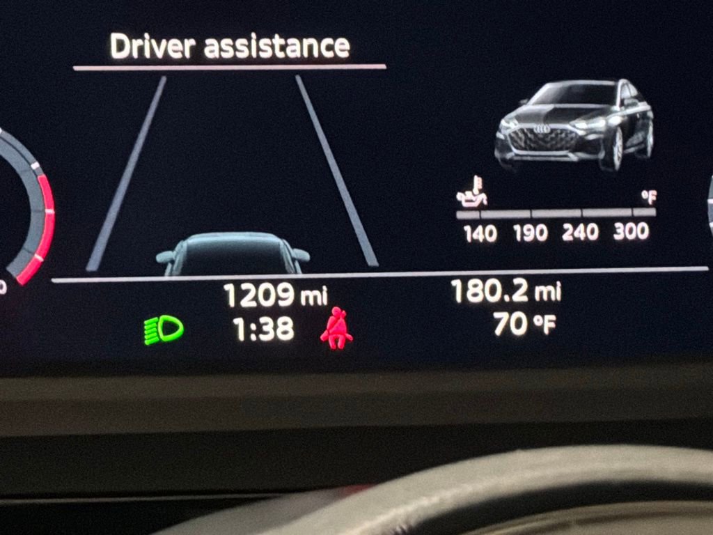 Used 2025 Audi A3 2.0T Premium w/ Convenience Package image 15