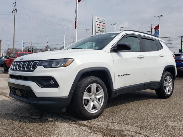 Used 2022 Jeep Compass Latitude image 8