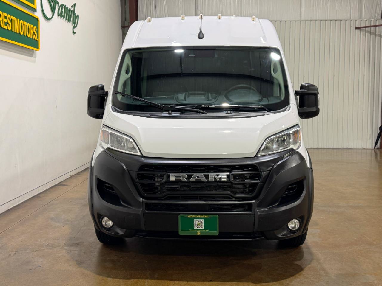 Used 2025 RAM ProMaster 2500 w/ Convenience Group FWD image 2