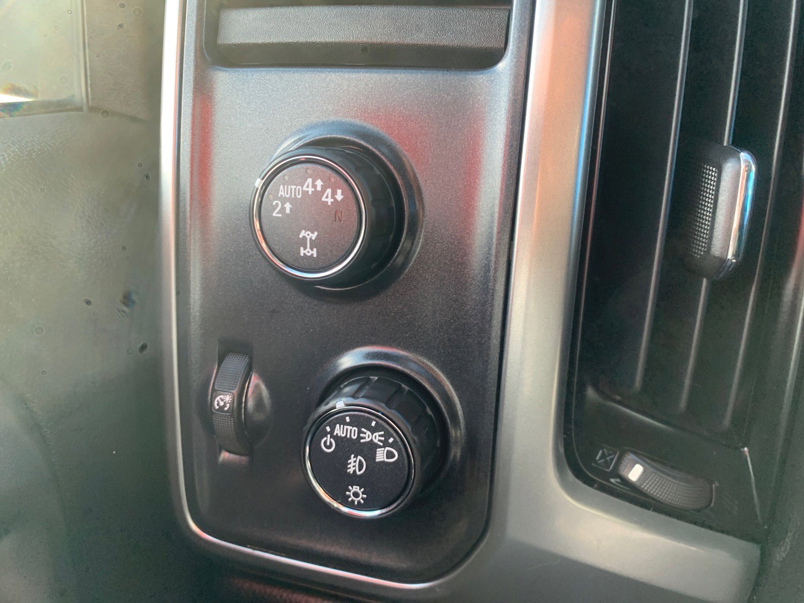 Used 2017 Chevrolet Silverado 1500 LT w/ All Star Edition image 13