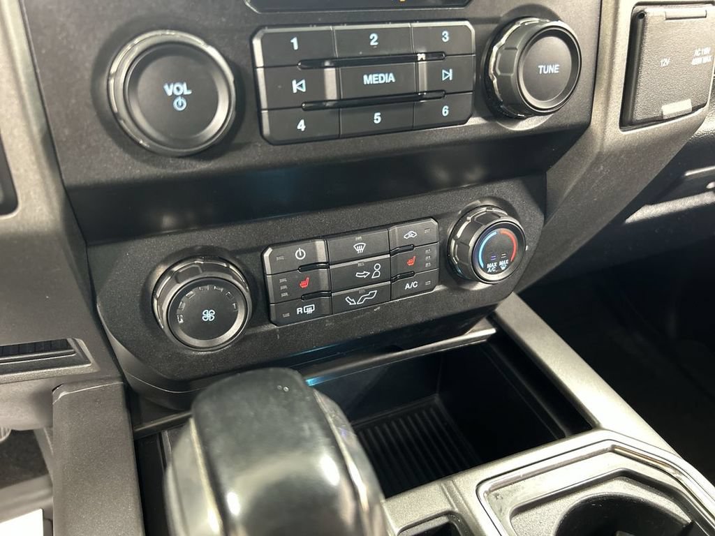 Used 2020 Ford F150 Raptor w/ Equipment Group 801A Mid AWD/4WD image 17
