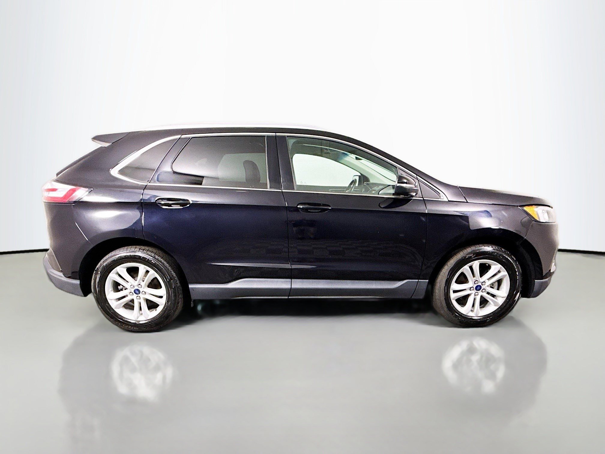 Used 2020 Ford Edge SEL FWD image 11