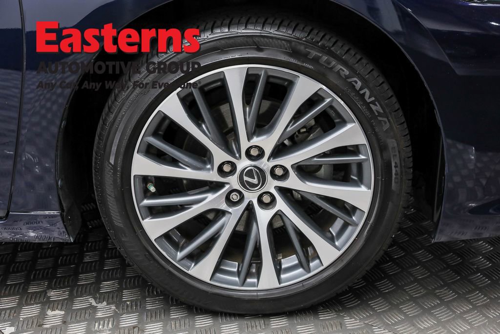 Used 2019 Lexus ES 350 w/ Premium Package image 28