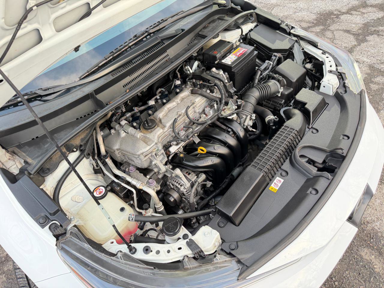 Used 2021 Toyota Corolla LE FWD image 59