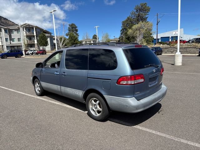 Used 2002 Toyota Sienna XLE image 5