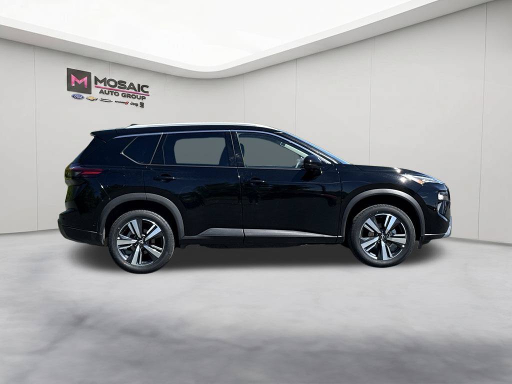 Used 2026 Nissan Rogue SL AWD/4WD image 8