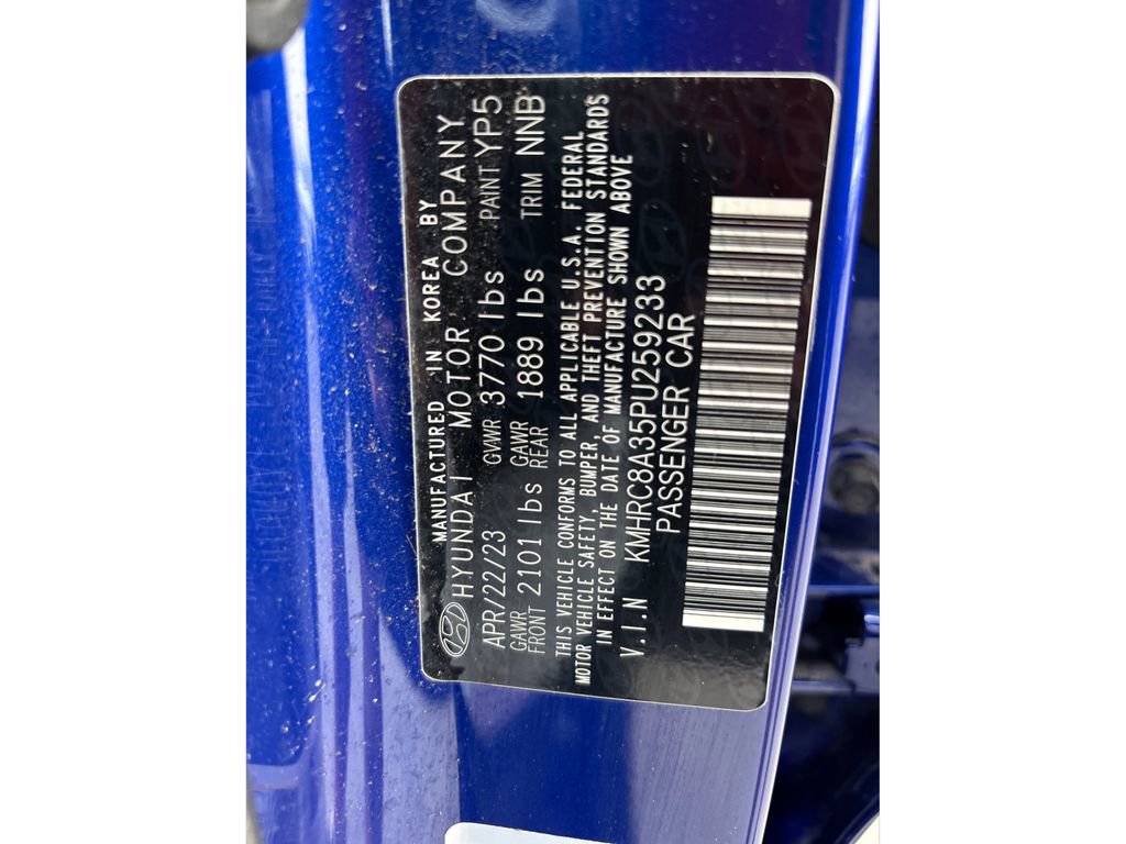 Certified 2023 Hyundai Venue Limited w/ Cargo Package image 12