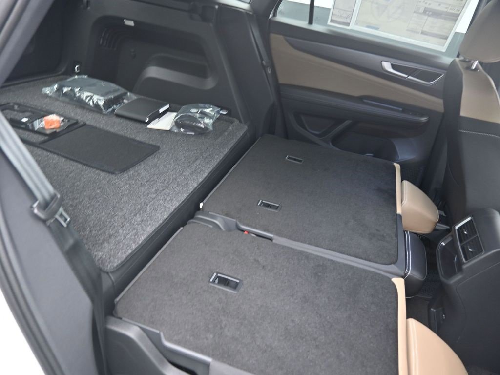 New 2026 Volkswagen Atlas Cross Sport SE image 27