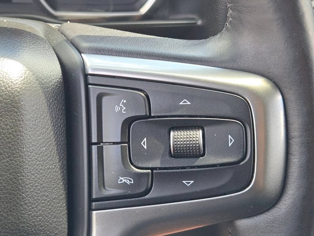 Certified 2019 Chevrolet Silverado 1500 RST w/ Convenience Package AWD/4WD image 36