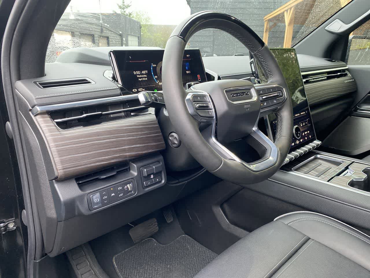 Used 2025 GMC Sierra EV Denali AWD/4WD image 2