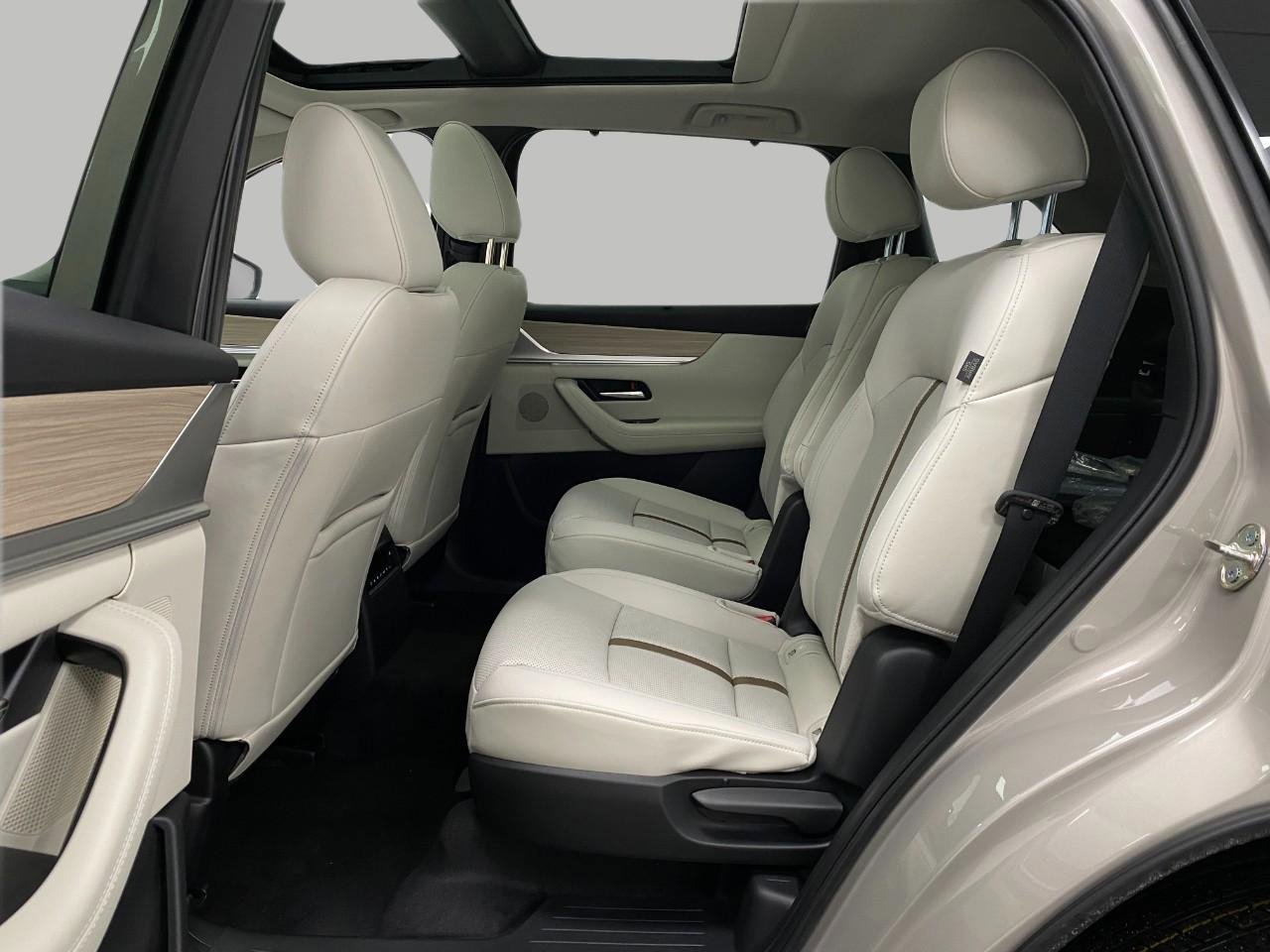 New 2026 MAZDA CX-90 Plug-In Hybrid w/ Premium Plus image 30