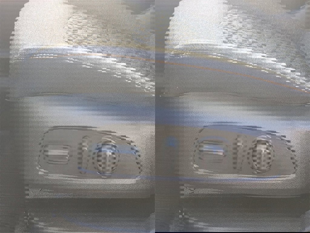 Certified 2023 Chevrolet Equinox LT image 10