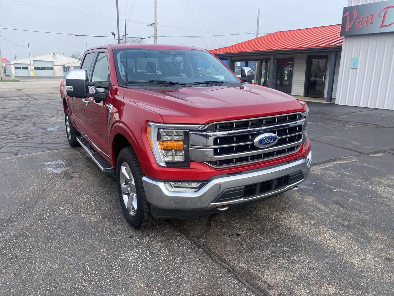 Used 2022 Ford F150 Lariat AWD/4WD image 3