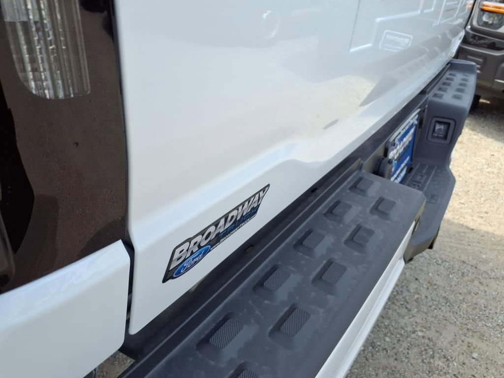 New 2025 Ford F150 Lightning XLT AWD/4WD image 30