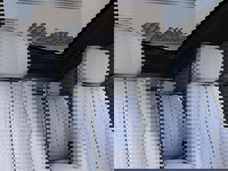 New 2025 Cadillac Lyriq Luxury w/ LPO, Floor Liner Package image 24