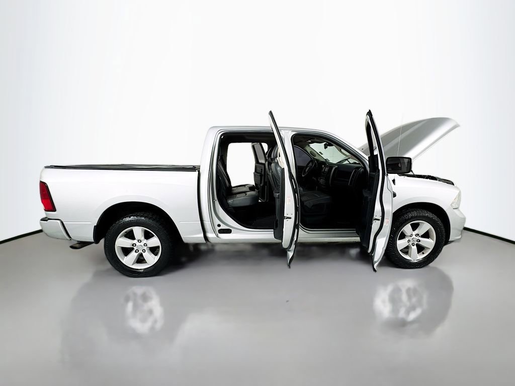 Used 2015 RAM 1500 Express image 22