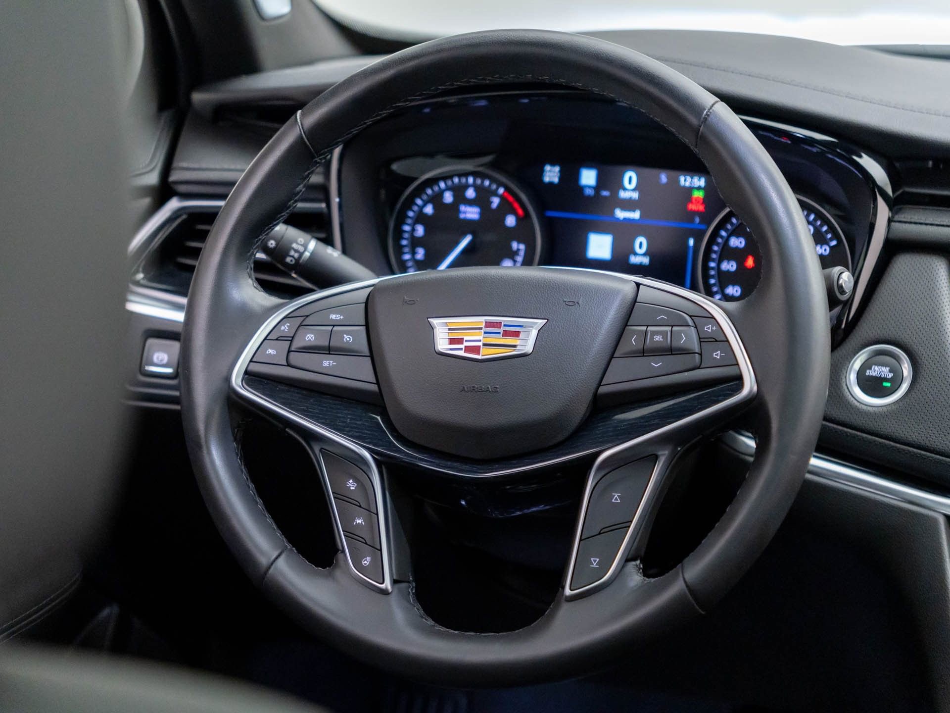 Certified 2025 Cadillac XT5 Premium Luxury w/ Technology Package AWD/4WD image 13