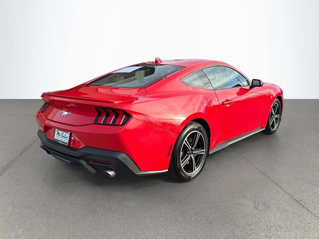 Used 2024 Ford Mustang Premium image 4