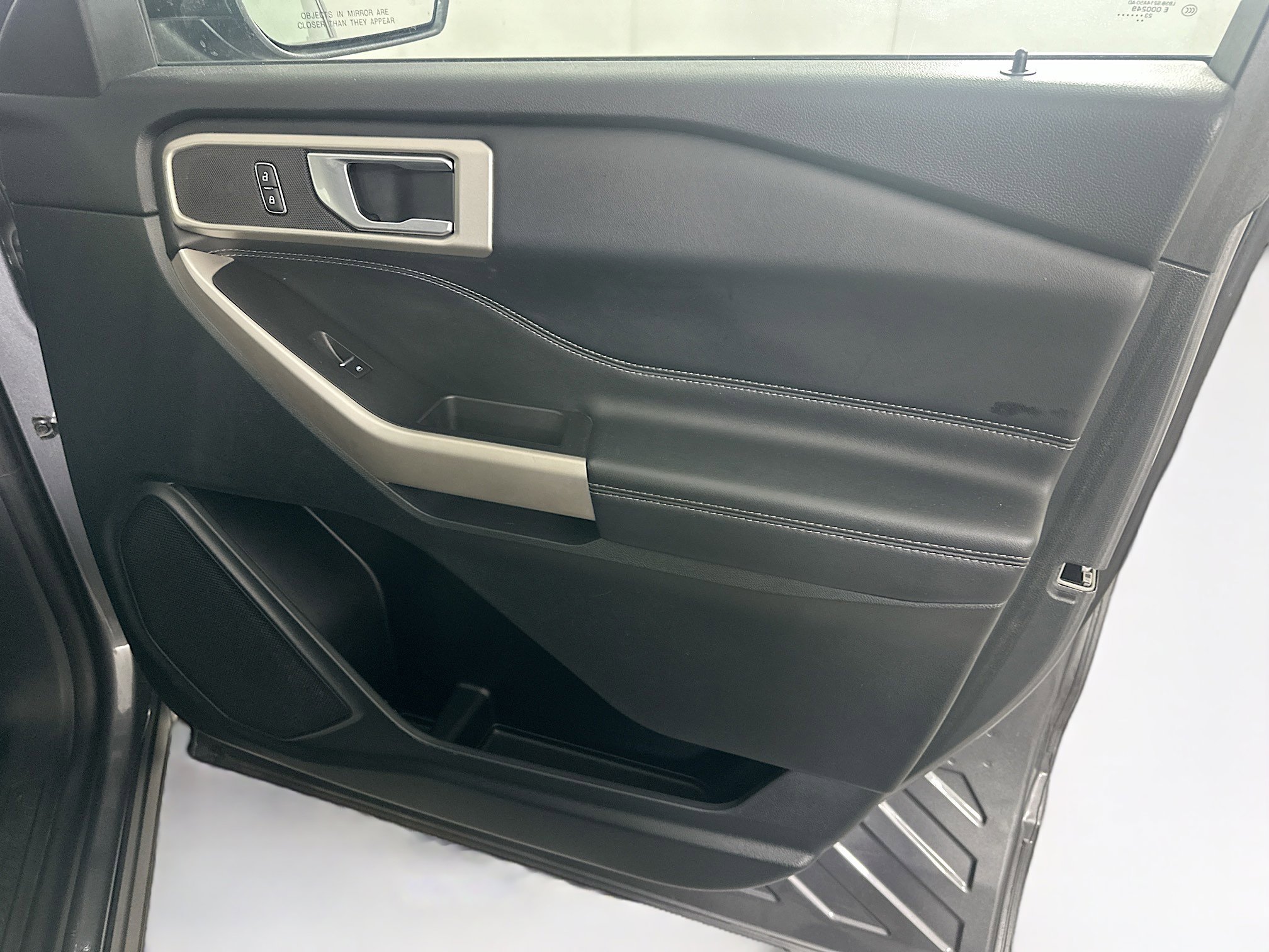 Used 2023 Ford Explorer XLT w/ Equipment Group 202A image 32