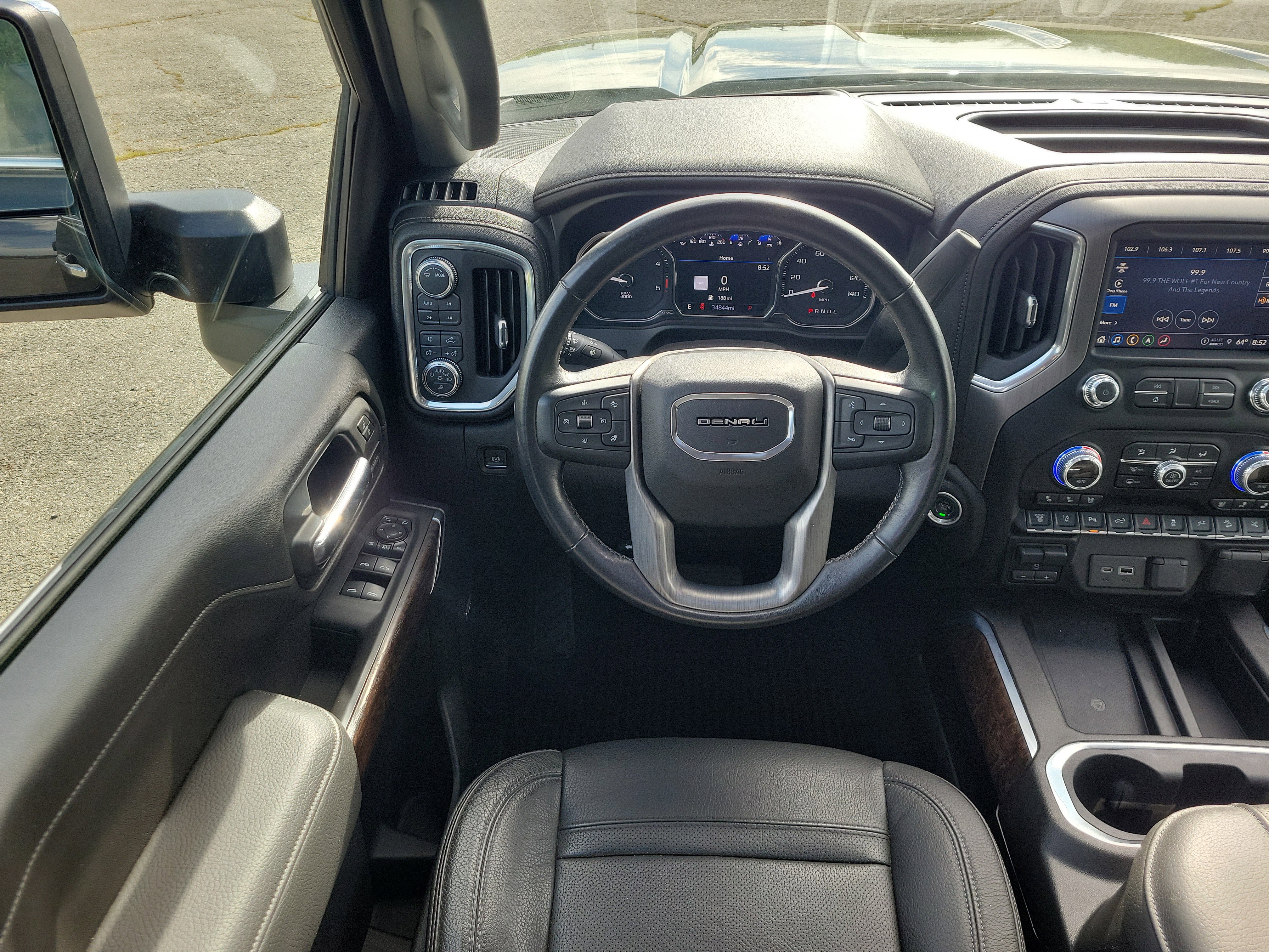 Used 2021 GMC Sierra 3500 Denali w/ Denali Black Diamond Edition AWD/4WD image 19