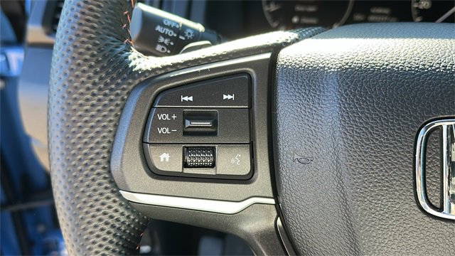 Used 2025 Honda Ridgeline TrailSport image 14