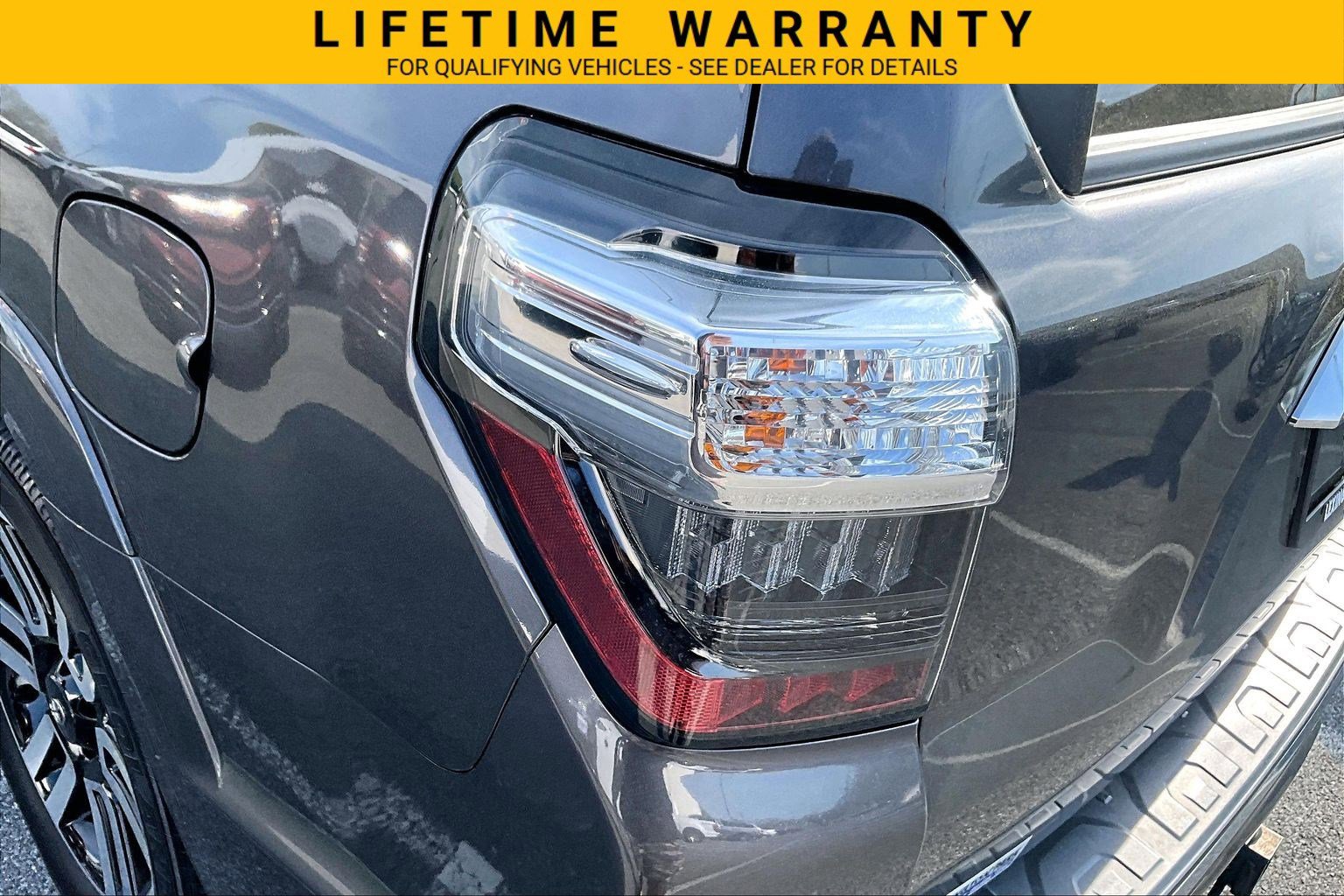 Used 2023 Toyota 4Runner Limited AWD/4WD image 33