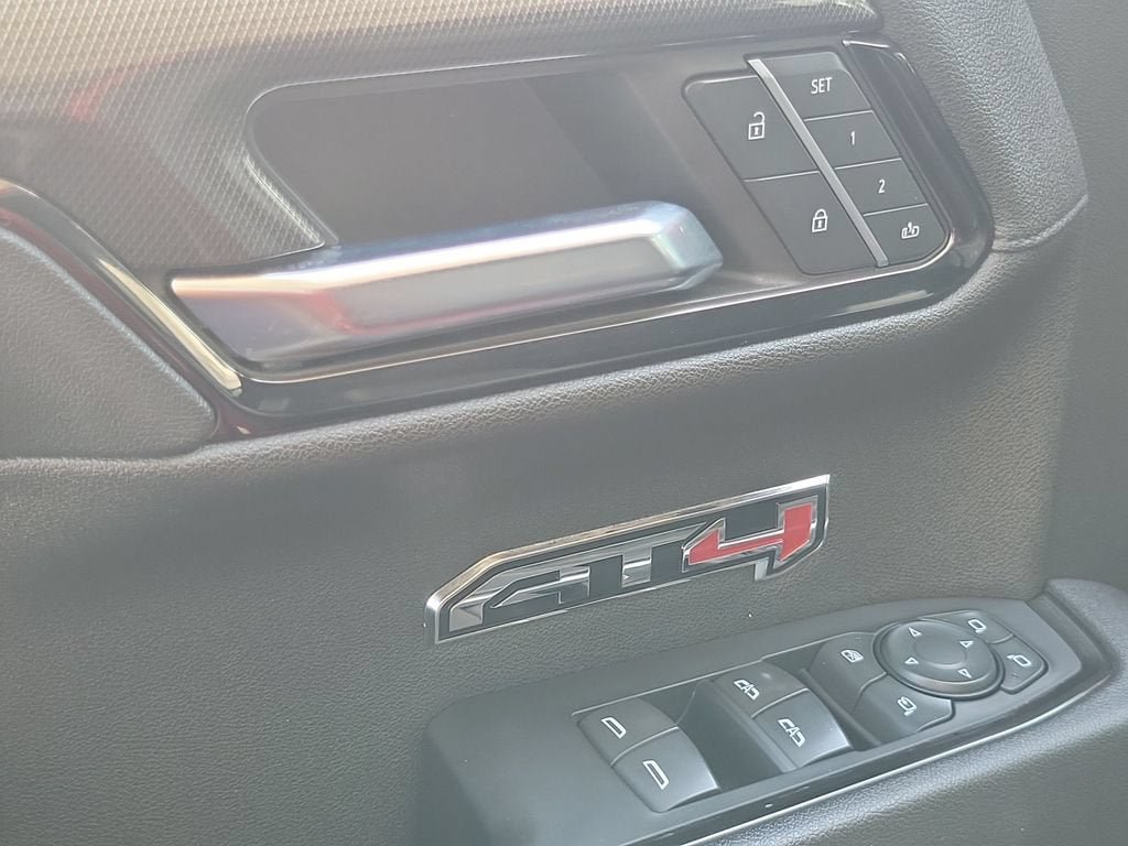 Used 2023 GMC Sierra 1500 AT4 w/ AT4 Premium Package AWD/4WD image 21