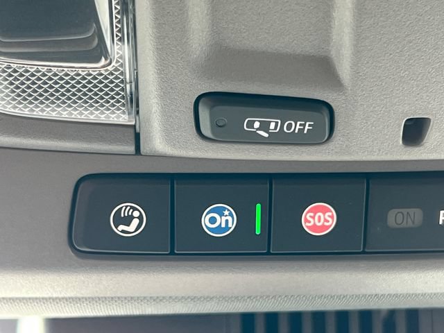Used 2024 Chevrolet Silverado 1500 LT AWD/4WD image 22