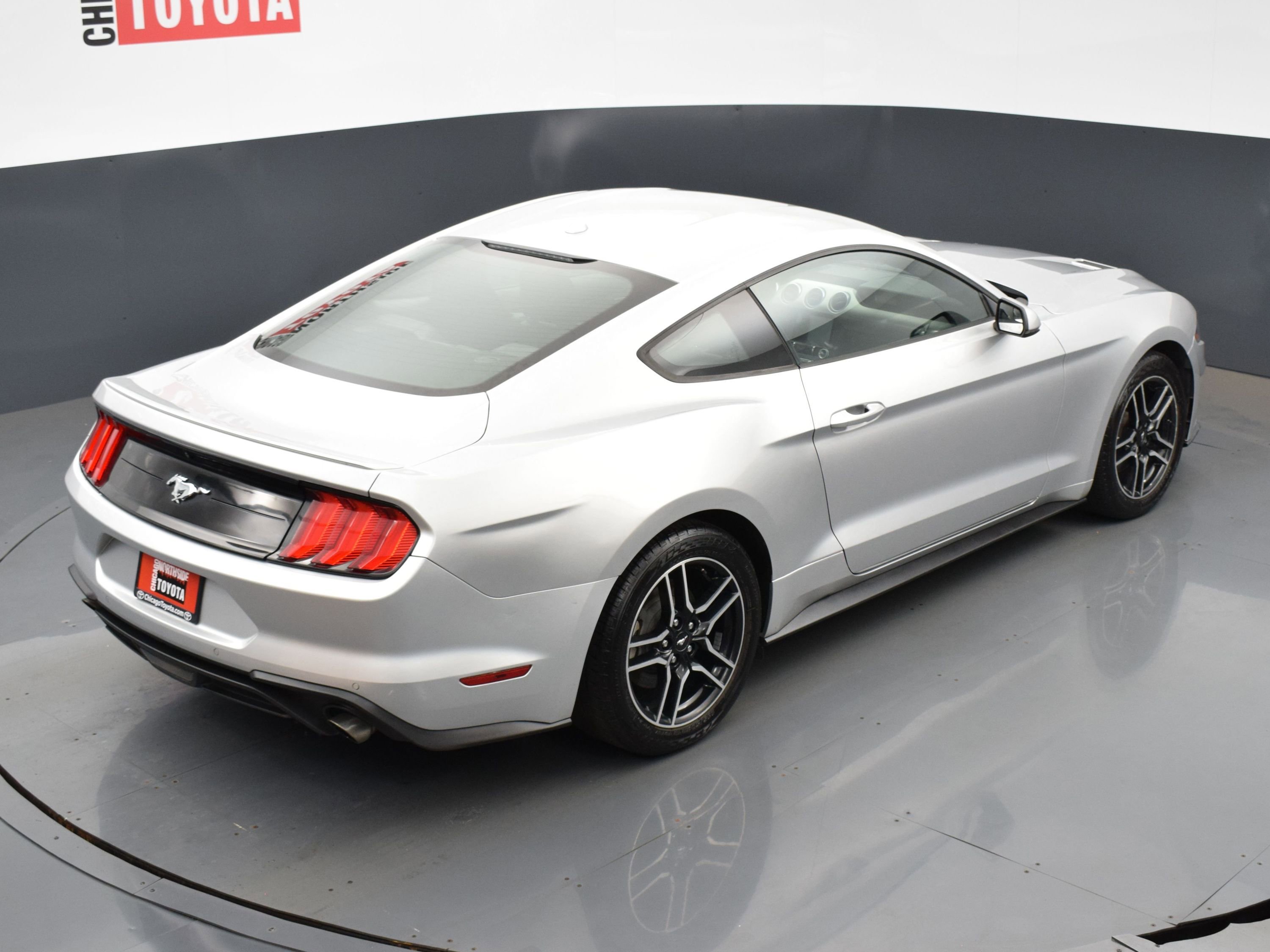 Used 2019 Ford Mustang Premium image 21