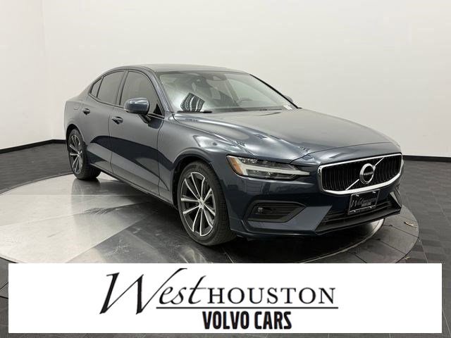 Used 2021 Volvo S60 T5 Momentum w/ Premium Package image 1