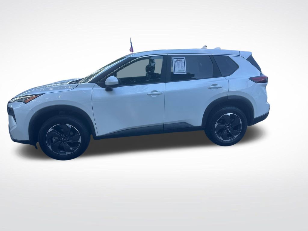 Used 2024 Nissan Rogue SV AWD/4WD image 8