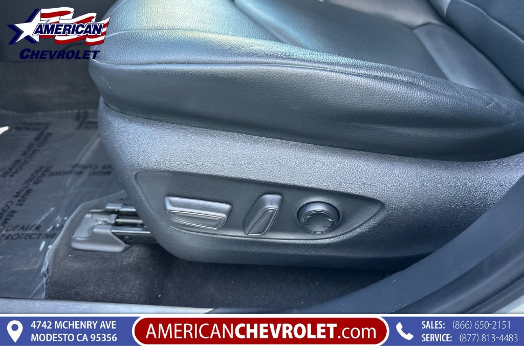Used 2023 Toyota Highlander XLE AWD/4WD image 14