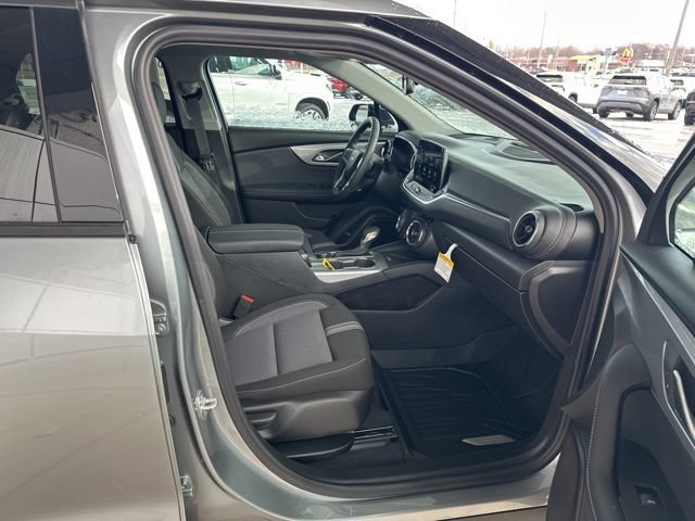 New 2026 Chevrolet Blazer LT w/ Convenience Package AWD/4WD image 34