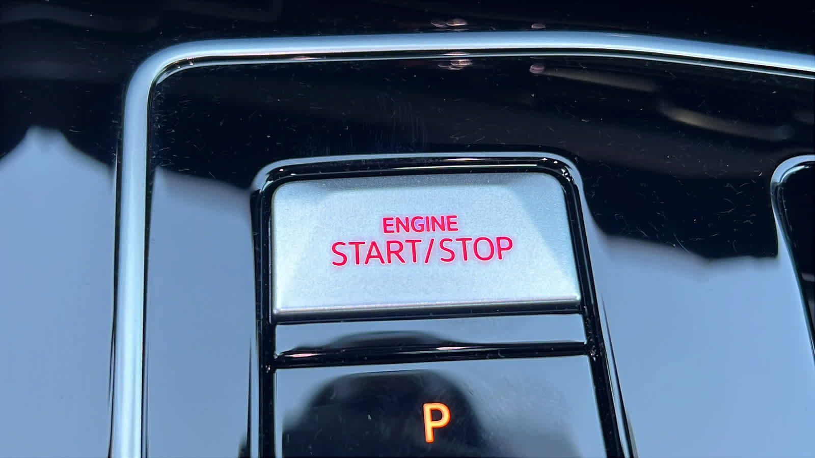 New 2025 Volkswagen GTI SE image 17