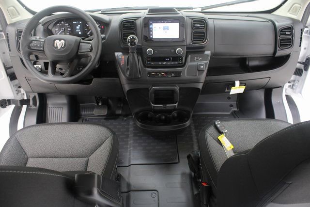 Used 2025 RAM ProMaster 2500 w/ Storage Group image 9