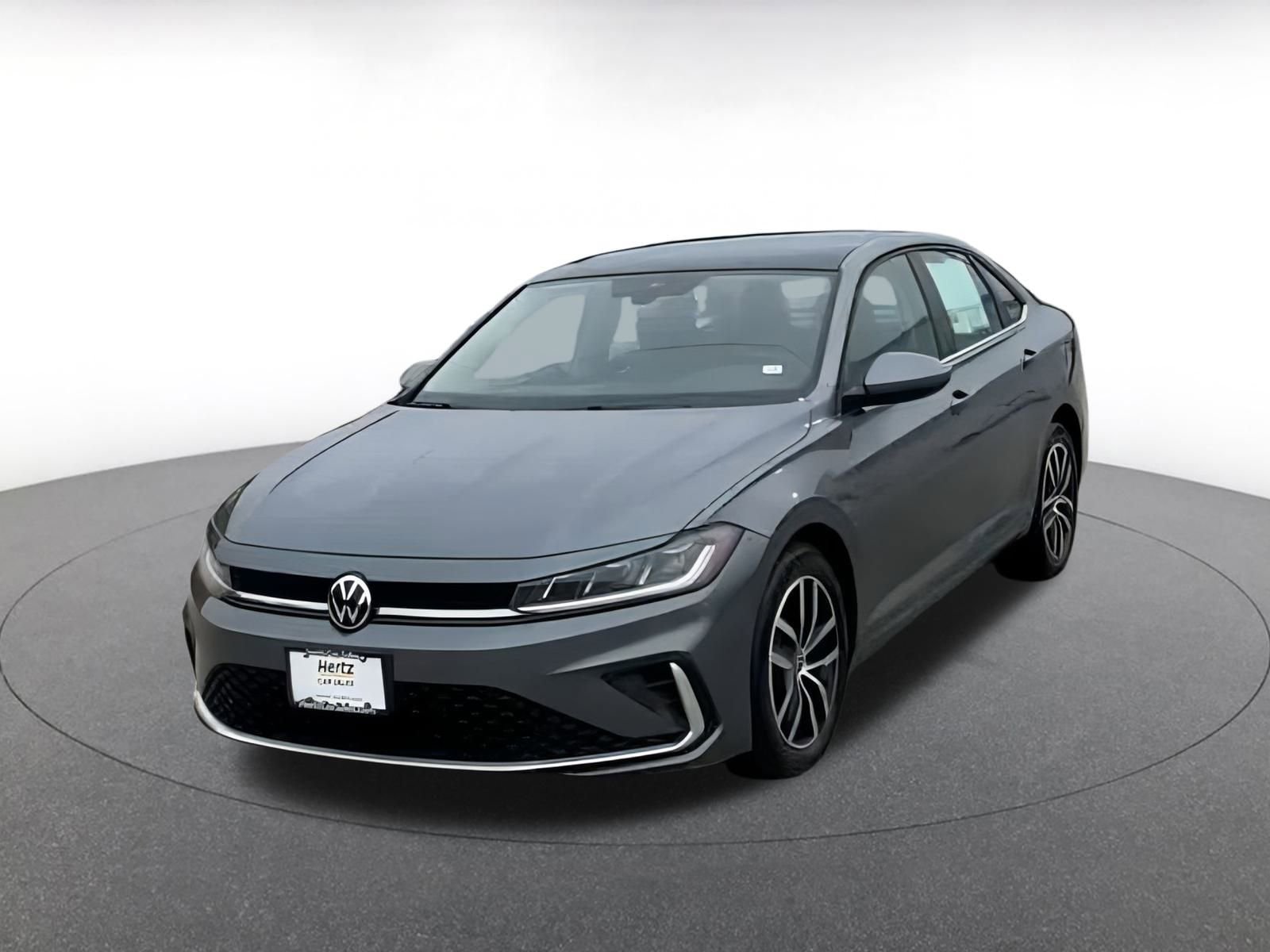 Used 2025 Volkswagen Jetta SE image 7