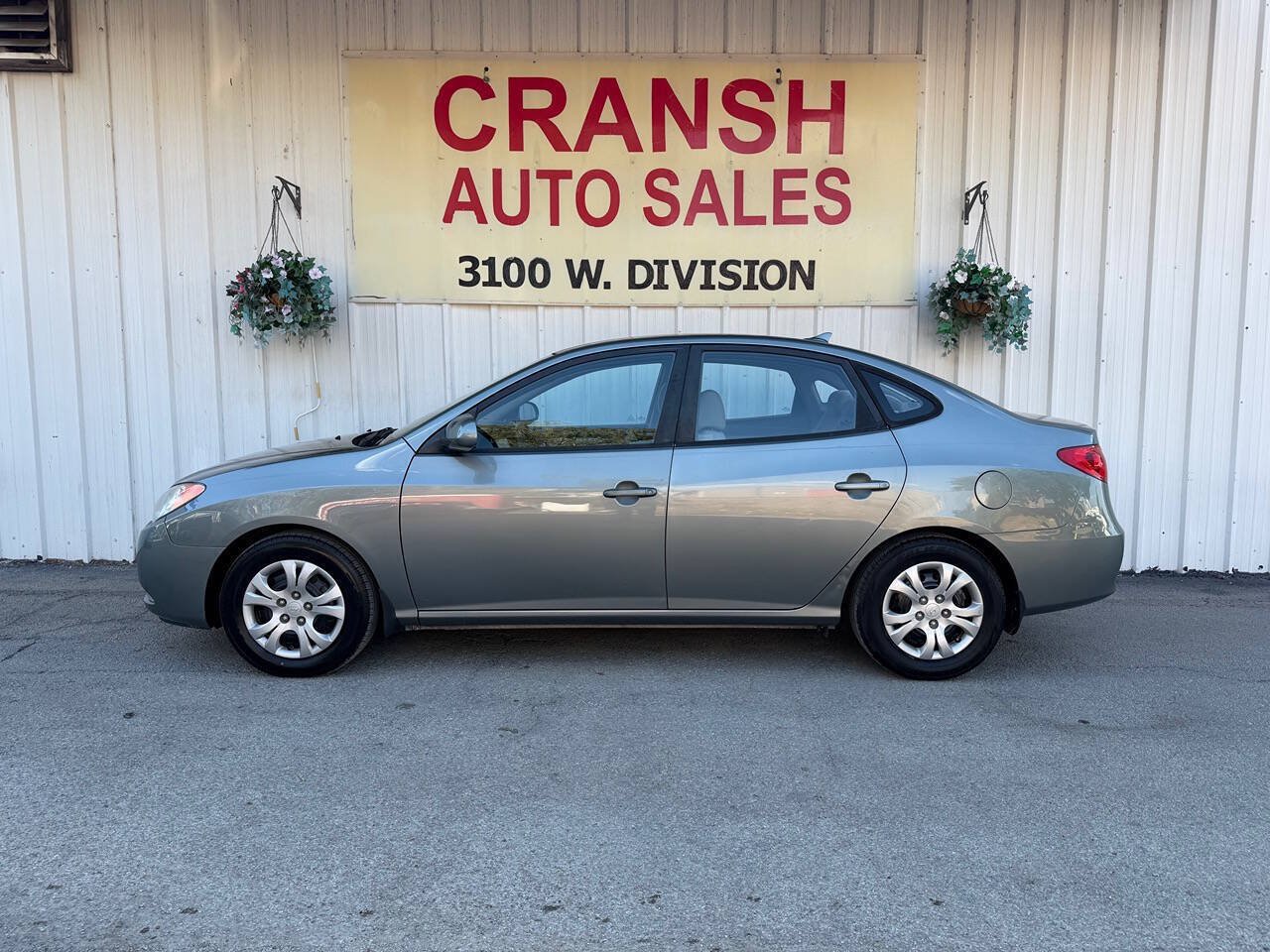 Used 2010 Hyundai Elantra GLS FWD image 11