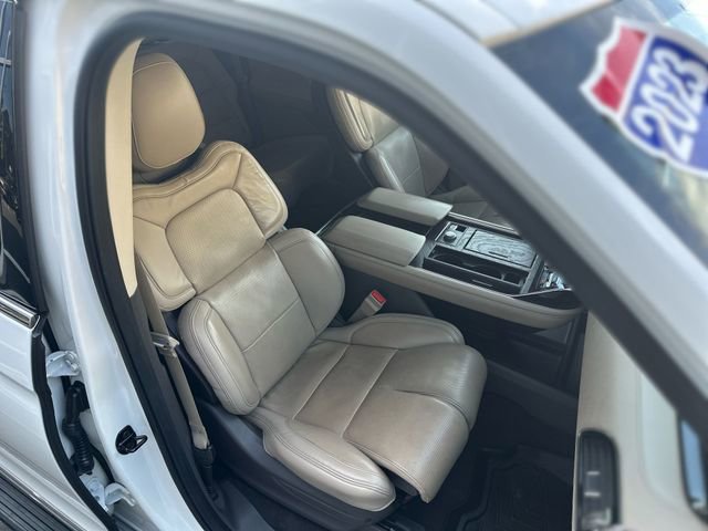 Used 2023 Lincoln Navigator L Reserve image 29